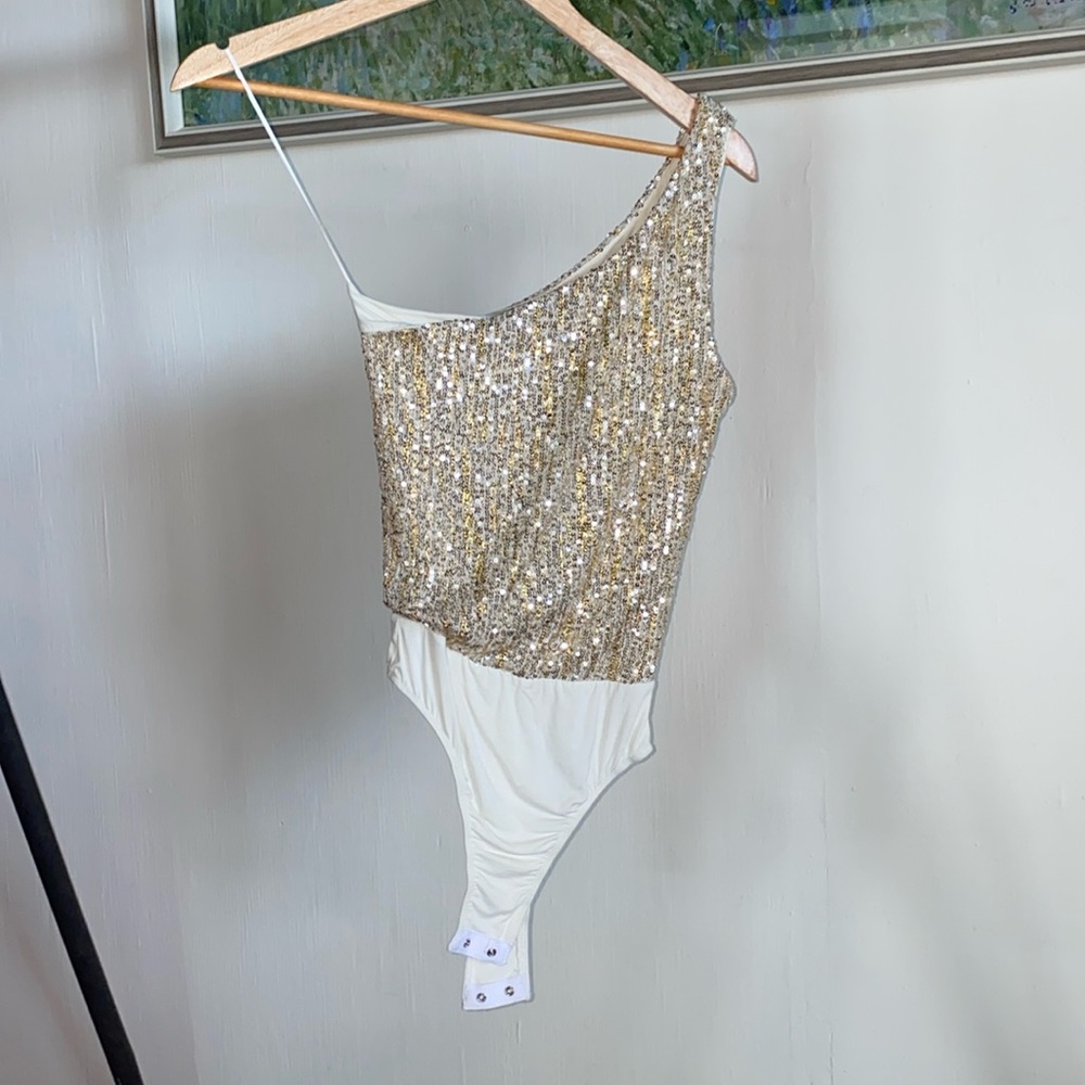 SUPERDOWN Bodysuit Golden Sequins